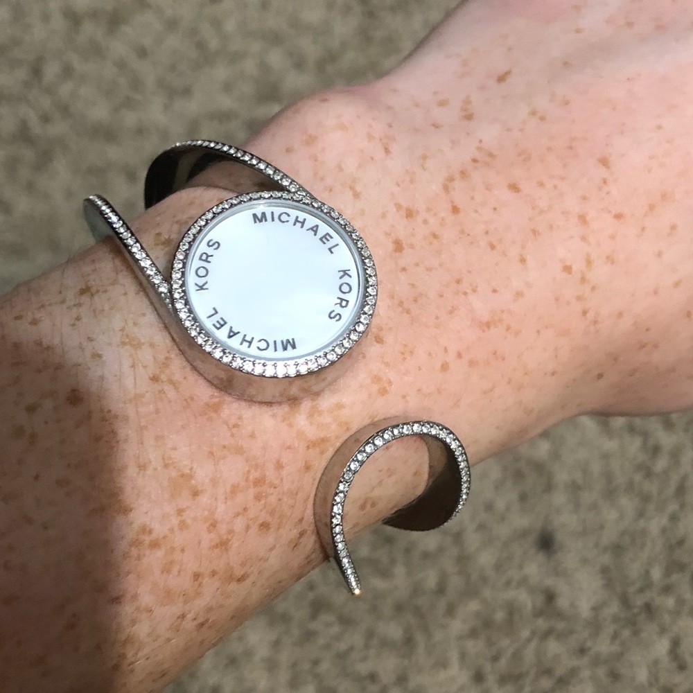 michael kors access activity tracker